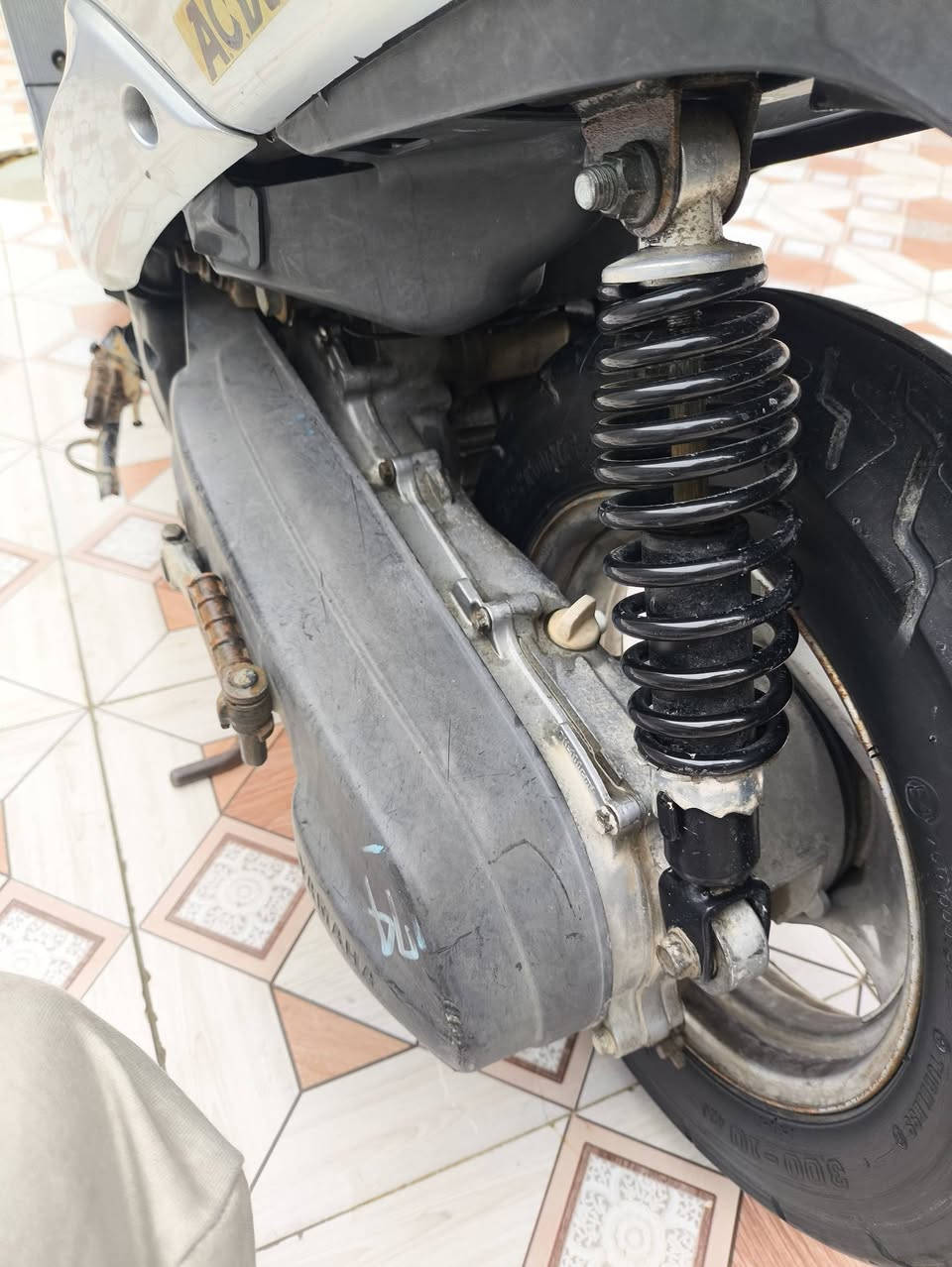 سلام عليكم عصفوري للبيع حاويه بعدهي علئ وضع البلاد برغي مامفتوح بيه
سلف هندر لايت  اشاير هورن كهربائية كله شغاله مكينه خرسه
دبلات خلفي وامامي بريك خلفي وامامي  قفل صندوق قفل سكان قفل اكسل كله شغال دراجه جديده مال جناي  الشراي يتصل وبخدمته
المكان البصره قضاء المدينه
الاستفسار ***********
