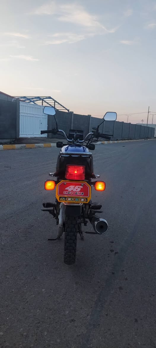 سلام عليكم سيفان موديل 22 محــرک150 نضيف ما نغسول هوة وطينة بي اوراق مكمرك بس سعر 750 وبي مجال رقم *********** تواصل
