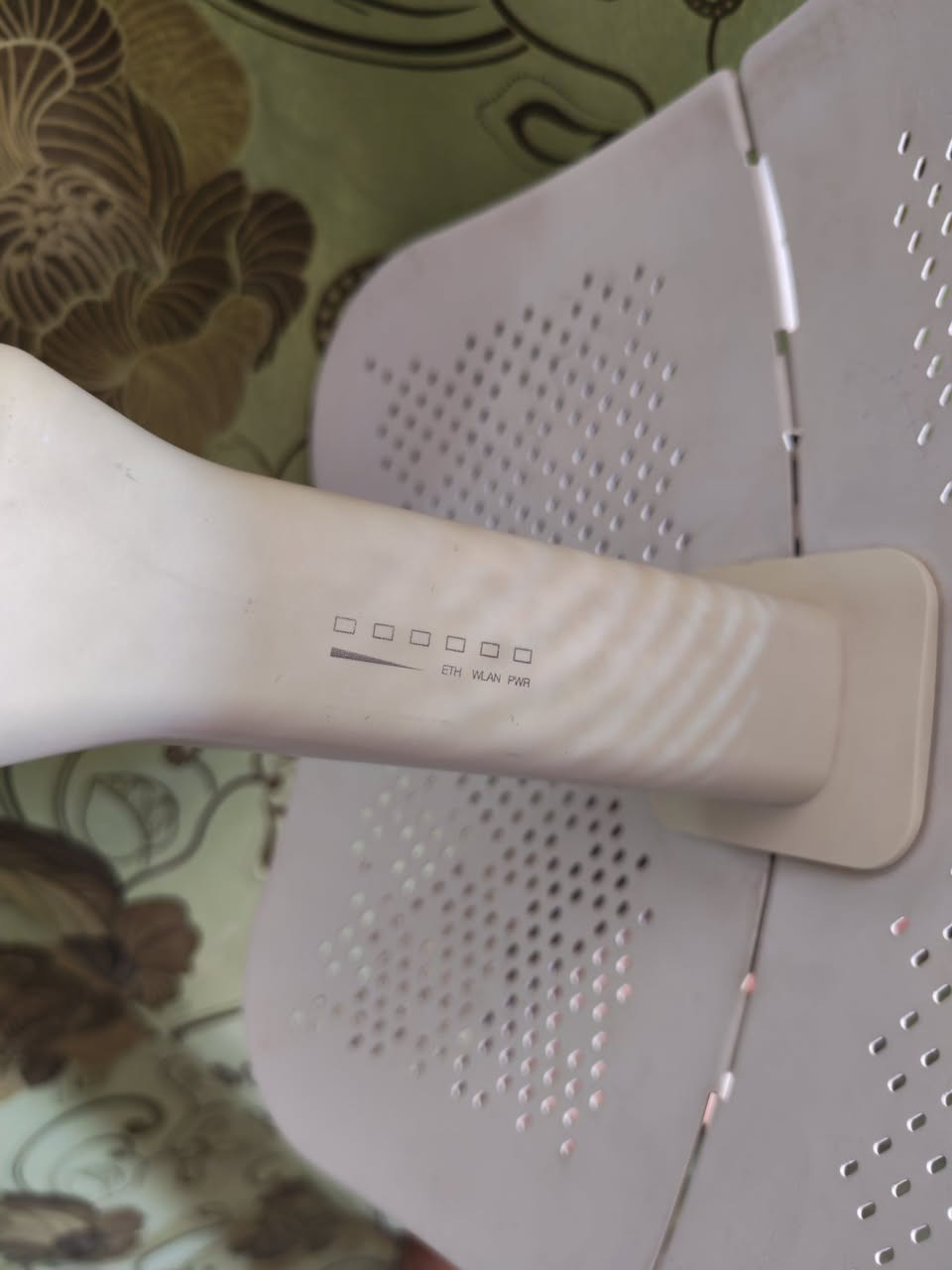 لايت بيم اي سي
Lite Beam Ac
نظيف جدا 
قيم واخذ


**إذا كنت صاحب هذا الإعلان وتريد حذفه لأي سبب، رجاءا أرسل رسالة إلى الدعم الفني**