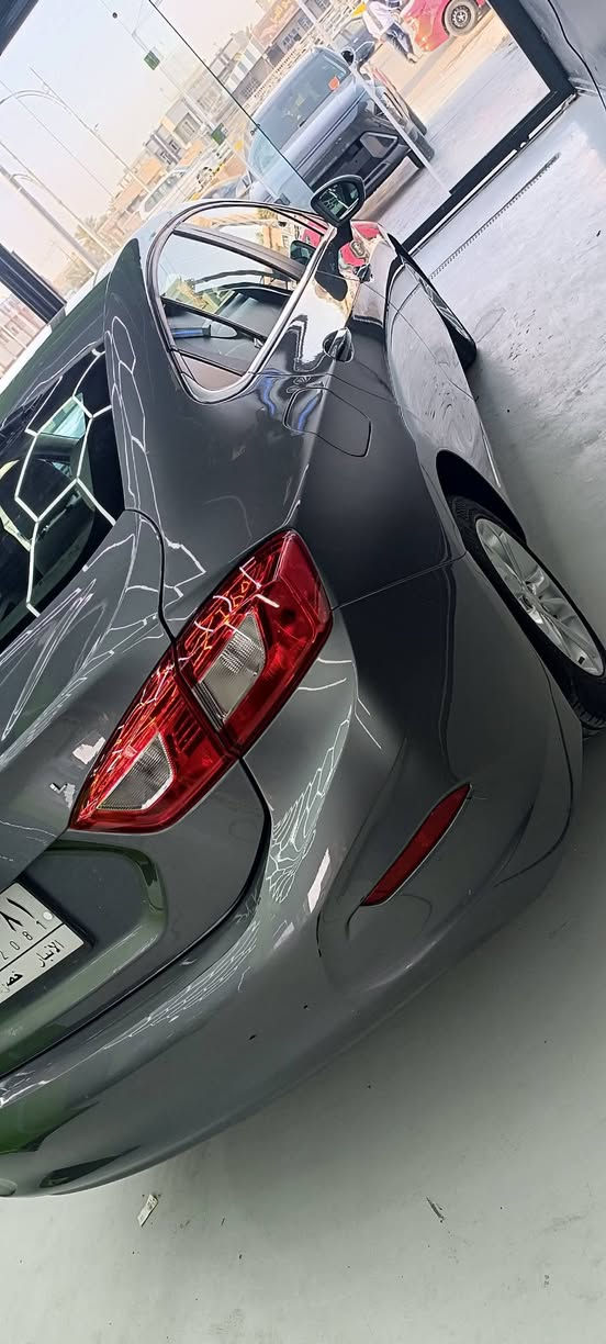 شوفر كروز 2019 للبيع
السعر 115$
للاستفسار الاتصال  او واتس اب ***********
