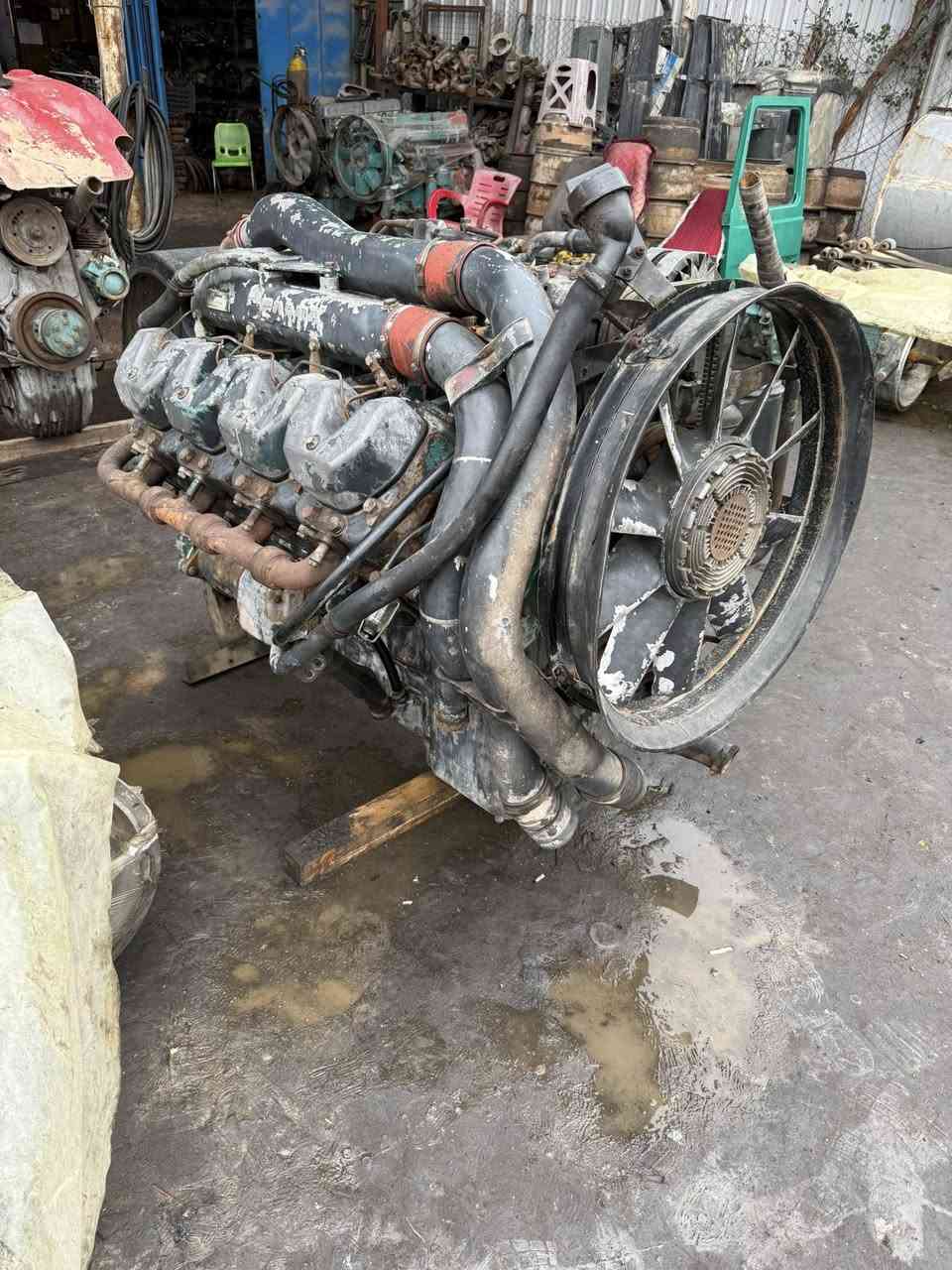 كراج الكريم أسكانيا
العنوان بغداد جرف النداف 

احمد كريم ***********
