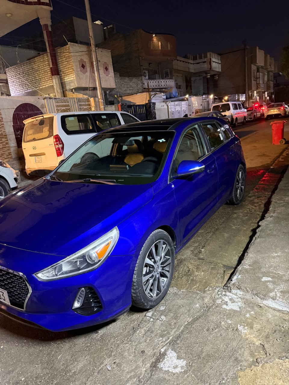 آلُــ👋ـڛلُآمْ عٌــ👋ـلُيُڪم  
النترا GT للبيع 2020 امريكي
رقم بغداد انكليزي 
فول مواصفات
بانوراما طكتين
كشنات جلد
تدفئه كشنات
شاشه كبيره وشاشه عطلات
بصمه ابواب وبصمه تشغيل
السياره جديده كلشي بيها جديد تبريد ثلج صيانه كامله من كل النواحي سونار موجود بلصور
محرك 2000 GDi🚀🚀
كير ATFالمرغوب
السعر 120 وبيها مجال
*********** بغداد حي الاعلام بغداد, العراق
