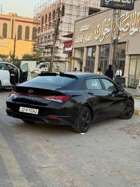 النترا 22لبيع مواصفات عاديه بيها3قطع ماشيه 90الف مكاني سيديه سياره نظي...