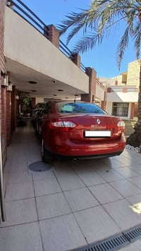 من رخيصة الادمن سيارة رينو فلونس رقم بغداد معروضة للبيع موديل ٢٠١٣ احم...