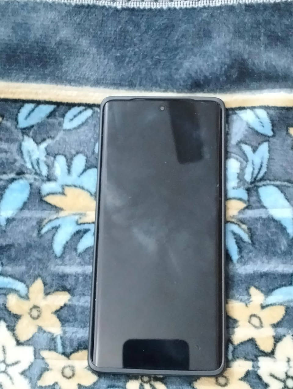 ريدمي نوت 14 برو ❗
كاميرا 200 MP ❗
الذاكره الرئيسيه    256GB ROM ❗
الذاكره العشوائيه 8GB ROM ❗ 
استخدامه شهرين جديد بعده 
مقاوم للكسر 
مكاني النجف 
السعر 380 وبي مجال للشراي 
***********
