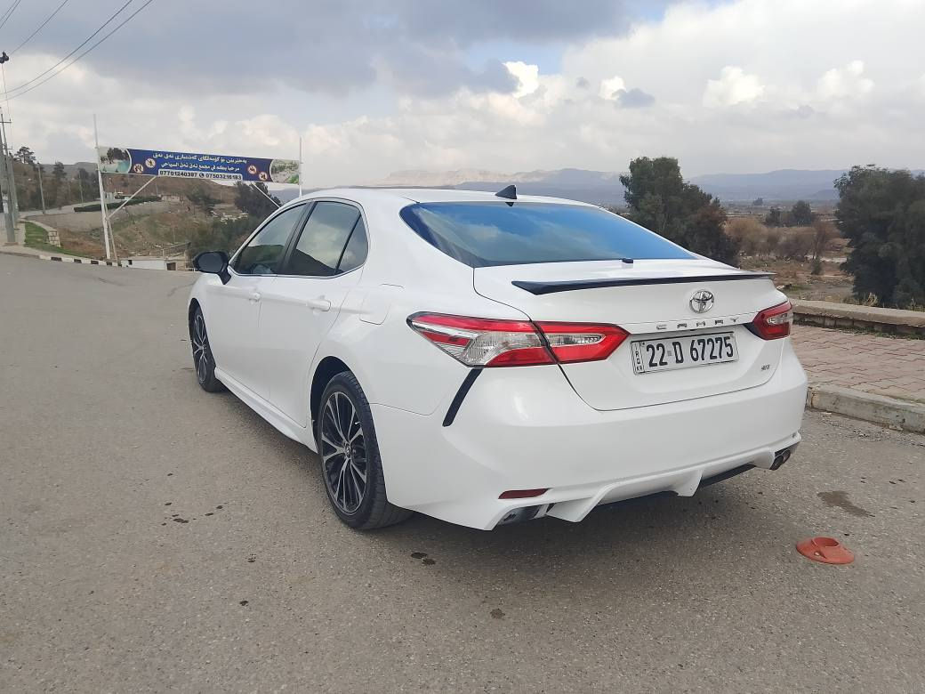 CAMRY2020se 
کامیری 2020بێ سبوغ دعمی نیە لۆک مواسفات seسەنەوی نویە گیرومکینە بە شەرت دوو ساردی هەیە مالی دۆستە سەنەوی نویە بە ناوی خۆمان چوار تایەی نوی تازە بۆ بەستراوە سحر گونجاوە شوین تەق تەق 192$
***********
*********** كويسينجاك, أربيل
