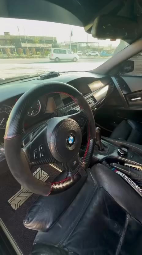 بي ام دبليو 2007 550i
اصل   فول مواصفات 

محرك بحالة ممتازة 5000 تنفس طبيعي 

كير كهربائي أوتوماتيك بحالة ممتازة 

 M السياره عليها كت كامل 

دعاميات و دوس وجاملغات وويل ١٨ ودرگة كلها ام 

كشنات حضن كهرباء خزن ميموري وهيترات تدفئة 

225الف mil 

سنويه تسقط شهر الرابع شرط تحويل 

وارد امريكي حادثها شبرين داير جاملغ خلفي فقط بدون دواخل (صبغ حزام اثر جراد ) 

السعر(133) 

رقم صاحب سيارة ***********
