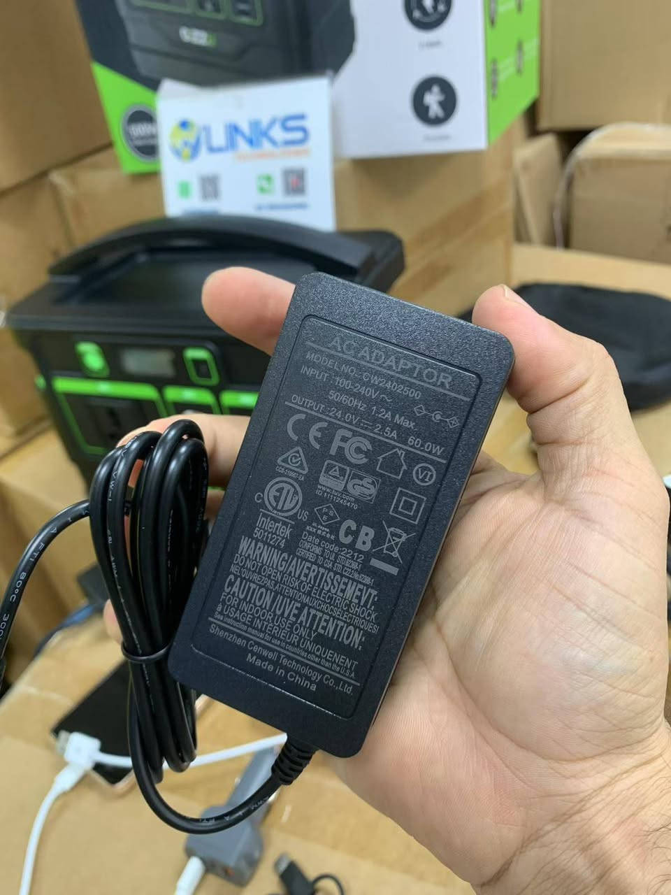 بورستيشن بسعة اكبر 500 واط
سعة ضخمة 518Wh مع بطارية ليثيوم آيون متطورة تمنحك تشغيل آمن وموثوق
لأجهزتك الكهربائية
ضوء LED مدمج
تصميم قوي ومتين يتحمل أقسى الظروف والبيئات القاسية
3 خيارات للشحن:
الطاقة الشمسية
شحن السيارة
الكهرباء المنزلية
قوة إخراج 500 واط لتشغيل أجهزة متعددة سواء بالبيت أو بالرحلات

السعر 150 الف


**إذا كنت صاحب هذا الإعلان وتريد حذفه لأي سبب، رجاءا أرسل رسالة إلى الدعم الفني**