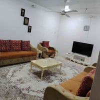 ١٠مقاعد • نضيف • فيه مجال