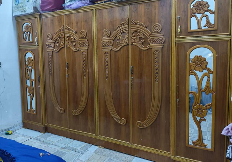 غرفة نوم عراقية، جبيرة وفخمه ونضافتها مثل ما تشوفون كدامكم مابيها اي ضرر
السعر 825
وبيها مجال بسيط
المو شراي لايكسر بسعرها عمارة, ميسان


**إذا كنت صاحب هذا الإعلان وتريد حذفه لأي سبب، رجاءا أرسل رسالة إلى الدعم الفني**