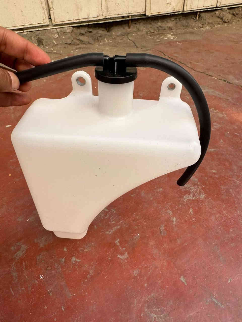 تتوفر قطع غيار هايسا 2006-2024
***********
للحجز والاستفسار التواصل على الواتساب 

العنوان: بغداد شارع الظلال مركز موبس 

يوجد توصيل جميع محافظات العراق
