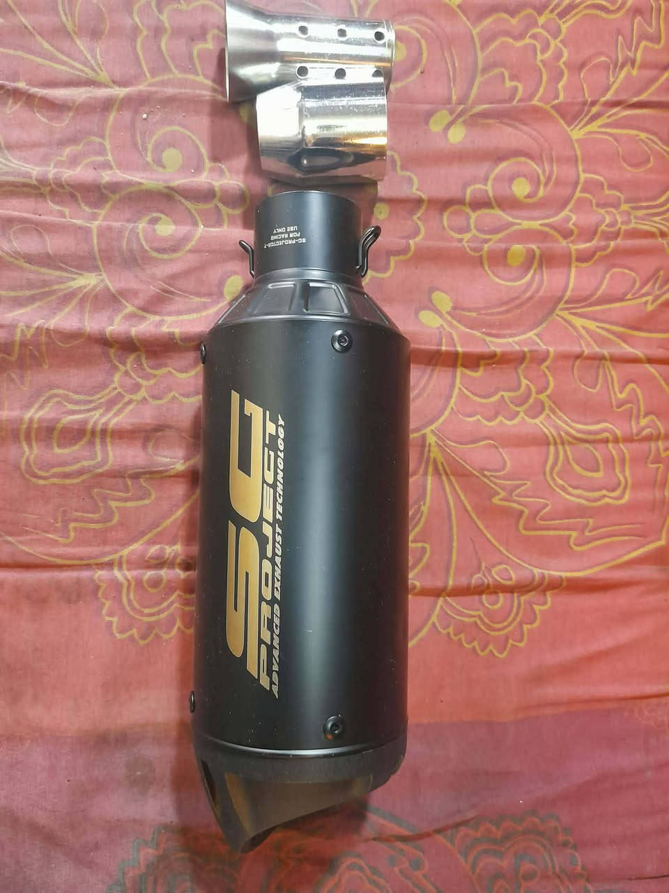 للبيع كزوز يرهم عل مطورات عنون موصل حي سكر 35الف ***********
