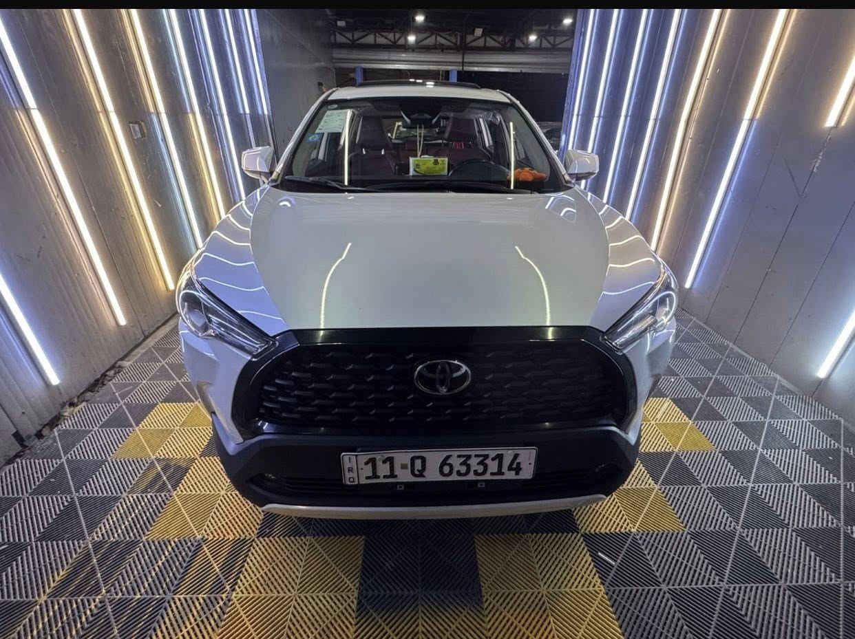 السلام عليكم عندي  كورلا كروز  موديل ٢٠٢٤ لبيع مكفوله  كفاله عامه. خاليه من الضرر والصبغ والضربه   مواصفاتها. معروفه بالسوك السياره. ماشيه ٦٢ الف باسمي. 
1.سلايت 
2.ويل كب 
3.كشنات جلد احمر   

مكان السياره بغداد الغزاليه. الاتصال على الرقم. ***********
