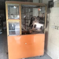 مكينة • رفوف جبس • بغداد الشعب