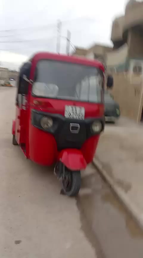 السلام عليكم عندي هاي التكتم للبيع موديل 21جاهزه كبل للشارع مذب عليه ربع مصبوغه لجماليه مكاني البياع رقم صاحب التكتك***********
