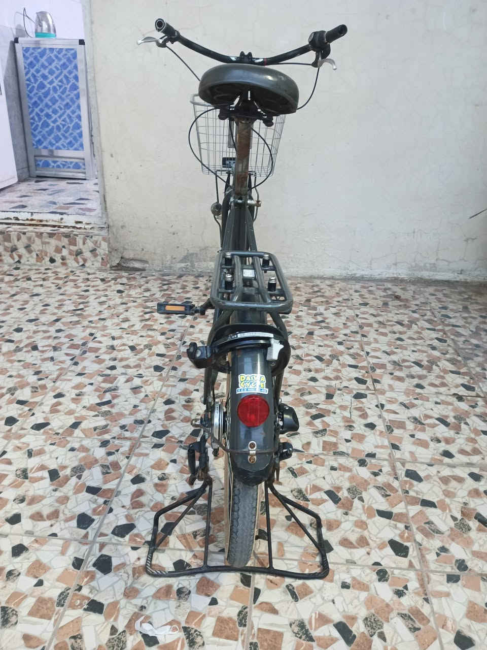 السلام عليكم  بيسكل باله. برجستون.  ياباني.  حجم 20. ابو لشه  طويله   شركهbikk2 ستان فراشه كير 3سرعه دفن بلبطيخه. . مابي اي نقص.  مامتواجد بلفيس   استفسار. ***********  بلعافيه ع ياخذه
