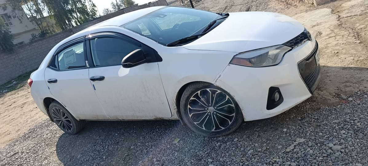 بسعر 92 ورقه قفل $
كورلا 2015 امريكي محرك 18 سياره تاكيه ع صفحه السكن وصبغ عام بيها معجون بدون داخل
 إتصال فقط 
‏‪***********‬‏
