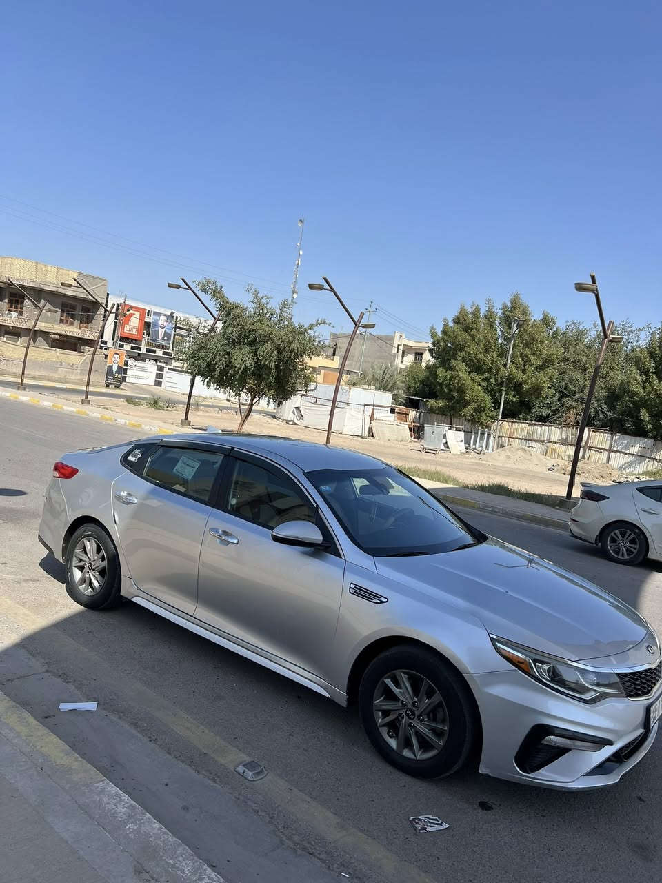 السلام عليكم كيا اوبتما وارد امريكي 2019 رقم انبار تحويل ثاني يوم مكينه 2400 gdi. لا تنقيص ولا تبخير كيرها جديد تبريد ثلج صدر خلفي امامي شركه سياره داخله حادث بسيط وصور الحادث بالمنشور بدون اريباك فقط بارد  بقبق الصندوك بالعراق صاير بيها بطرف البنيد من فوك  صبغ على كد نص متر تجي بعينك وتشوفه بجم كبس شركه شواصي والغود كفاله عاامه مواصفات نص فول اسار بالمري رادار مري شاشه اعطال وشاشه دشبول بلاديه كامره خلفيه مع حساس خلفي بلادي  رادار امامي تحديد مسار فول تحكم ستيرن ثلاث انضمه قياده السعر ١٣٤ بيها مجال بسيط للشراي متواجد بالفلوجه ***********
