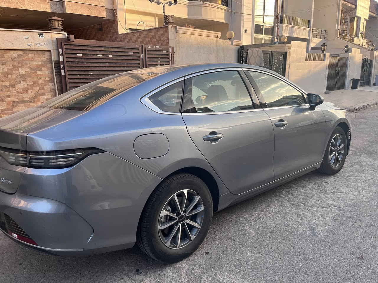 BYD 2025
دستروير  ماشية ١٨
ماخذها زيرو جديدة بمعنى الكلمة  
***********
سعر  19 مليون ونص
