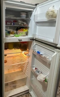 ٠٧٨٠٠٠٨٤٦٣٧ثلاجه تجميد فول سعره 50 قفل حجم كبير اتصال عل رقم فقط