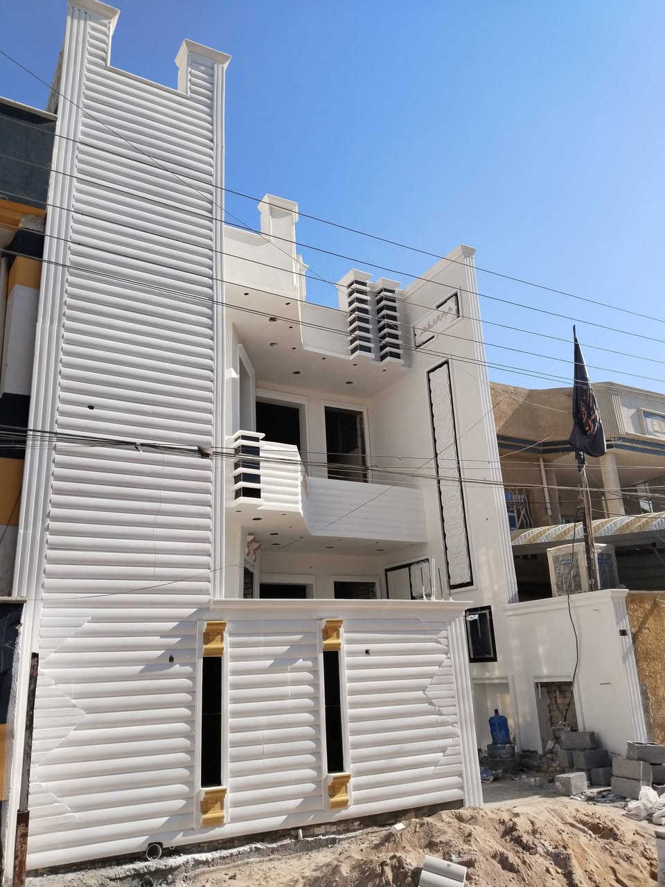 سلام عليكم مقاولات عامه( كادرالسيد) مستعد إستلام كافة العمال كرسته وعمل أو عمل فقط حسب الموصفات صاحب الدار
 و أسعار مناسبه وعمل مباشر من دون تأجيل
الاستفسار ***********
