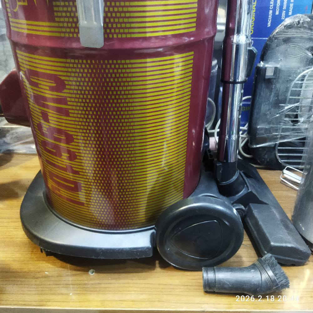 مكنسه كهربائيه ماركه هيتاش حجم كبير 21لتر ماطور كبير حجم 2200Wكامله بدون اي نقص اوكسر نضيفه جدا السعر 40 عنواني اربيل داره توو يوجد توصيل داخل اربيل فقط حسب المناطق أربيل, العراق


**إذا كنت صاحب هذا الإعلان وتريد حذفه لأي سبب، رجاءا أرسل رسالة إلى الدعم الفني**