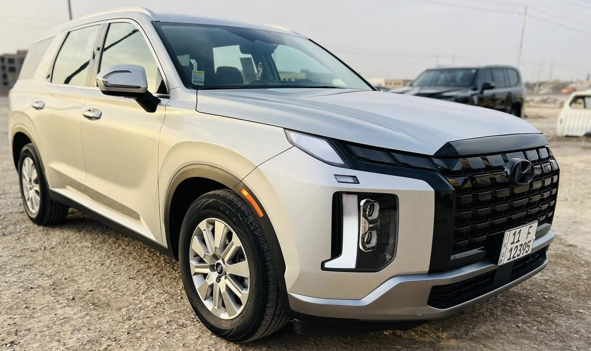 هونداي بالسايد موديل 2024  وارد أمريكي حادثها حرق بل محرك واضح بلصور بدلت مكينه وضفيره حاويه رجعت بلاد ايي گلوب مامشتغل بل دشبول
المكينة 6 سلندر 3800 
‏‎. رادارت خلفية وجانبية
‏‎. كشنات كهرباء 
‏‎. ٤ وضعيات قيادة 
‏‎. قراءة خطوط السير 
‏‎صندوق كهرباء 
‏‎٣ قطع تبريد
‏‎حساسات أمامية وخلفية
‏‎دشبول شاشة ديجتل
‏‎دخول بصمة ذكي
‏‎سايد بريك كهربائي 
‏‎أوتو هولد + نقطة عمياء
‏‎. شاحن لاسلكي
‏‎. مثبت سرعة
‏‎. مرايا جانبية هيتر + تعتيم
‏‎. الأيرباكات جميعها سليمة أصل شركة
‏‎. عداد المسافة 32  ميل  
‏‎. بدلات التغير السرع شفتات على المقود
‏‎. حساسات نقطة عمياء + مساعدة تغيير المسار
‏‎. نظام الثبات الالكتروني
‏‎نظام التحكم 
عدة الصعود في المرتفعات
‏‎نظام حساس ضغط الاطارات وحرارة الاطارات
‏‎نظام تحذير من الاصدام
‏‎نظام مكابح طوارئ
‏‎. وسائد هوائية عدد 8 
‏‎. نظام الصوتي سستم من هارمن كاردن 
. اربع وضعيات تحكم سبورت وايكو والخ..
‏‎والعديد من المواصفات 
بدون فتحه كشنات vip
الملاحظات بارد بل جنطه جوه الرقم والباقي كفاله عامه من الصبغ تخم تاير ارضيات حوضيه 
والرقم بغداد باسمنه تحويل مباشر 
السعر 27,500$ وبيه مجال
الموقع ديالى بعقوبه 
***********
الشراي يتصل وذاكر كل التفاصيل وادعولنه بلرزق تحياتي
