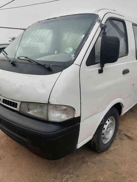 بريجو ٢٠٠٤ مكفوله سياره مزاد صحه النجف بدون كشنات وكاعيه ابيع هل الموجود فقط عندي أوراق المزاد سعر ٥٥ وبيها مجال *********** مكاني النجف مشخاب
