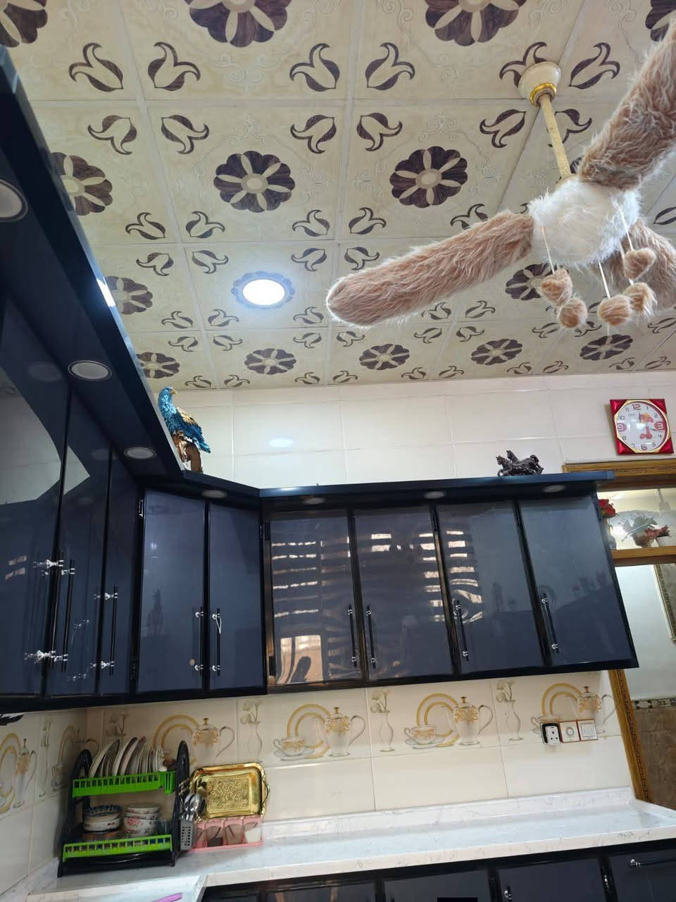 100متر طابقين قريب للشارع وخدمات كامله 3غرف بسعر,75 وبيه مجال
العنوان مقابيل ملحق قريه الغدير بناء طابوك وصب للاستفسار اتصال ***********
