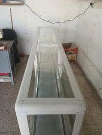 ميز اغراض • المنيوم • زجاج