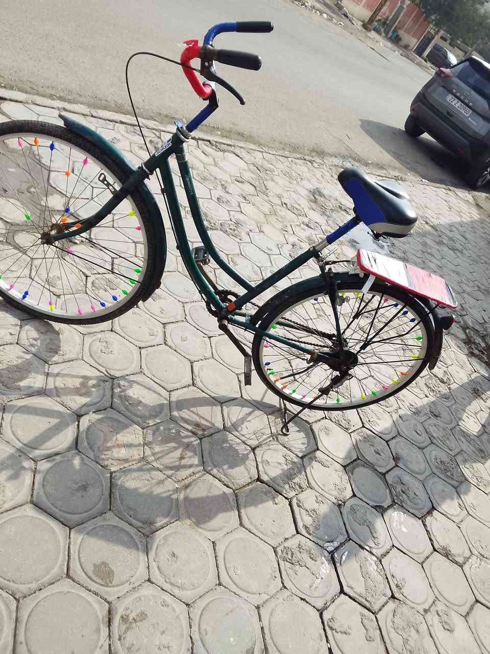 اسلام عليكم باسكل  البيع حجم 26اي عيب ما بي السعر 50بي مجال مكان كركوك  غرناطة ***********
