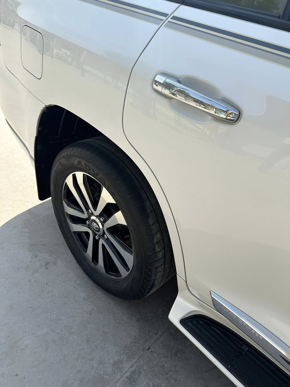 16 فطيم كفاله عدا البارد اللي بلسانور ماشيه 106 مكينه 4600السعر 460
***********
