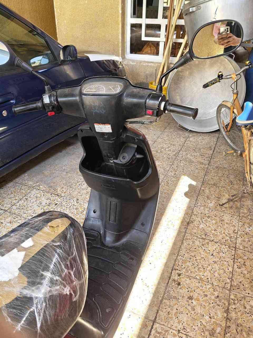 السلام عليكم دراجه 60 بطه الدراجا خير من الله تشتغل سلف و هندر ما نقصها اي شي اشاير لايت بكلايت كلا شغال الدراجا كلها ابلاديا محرك ما مفتوح بلادي الكفرات بلاديا كيلو متر شغال الدراجا خير من الله رايدها 350 الف و بيها مجال 
مكاني بغداد البلديات 
للتواصل     ***********
موجود رصيد و ماسنجر و واتساب
