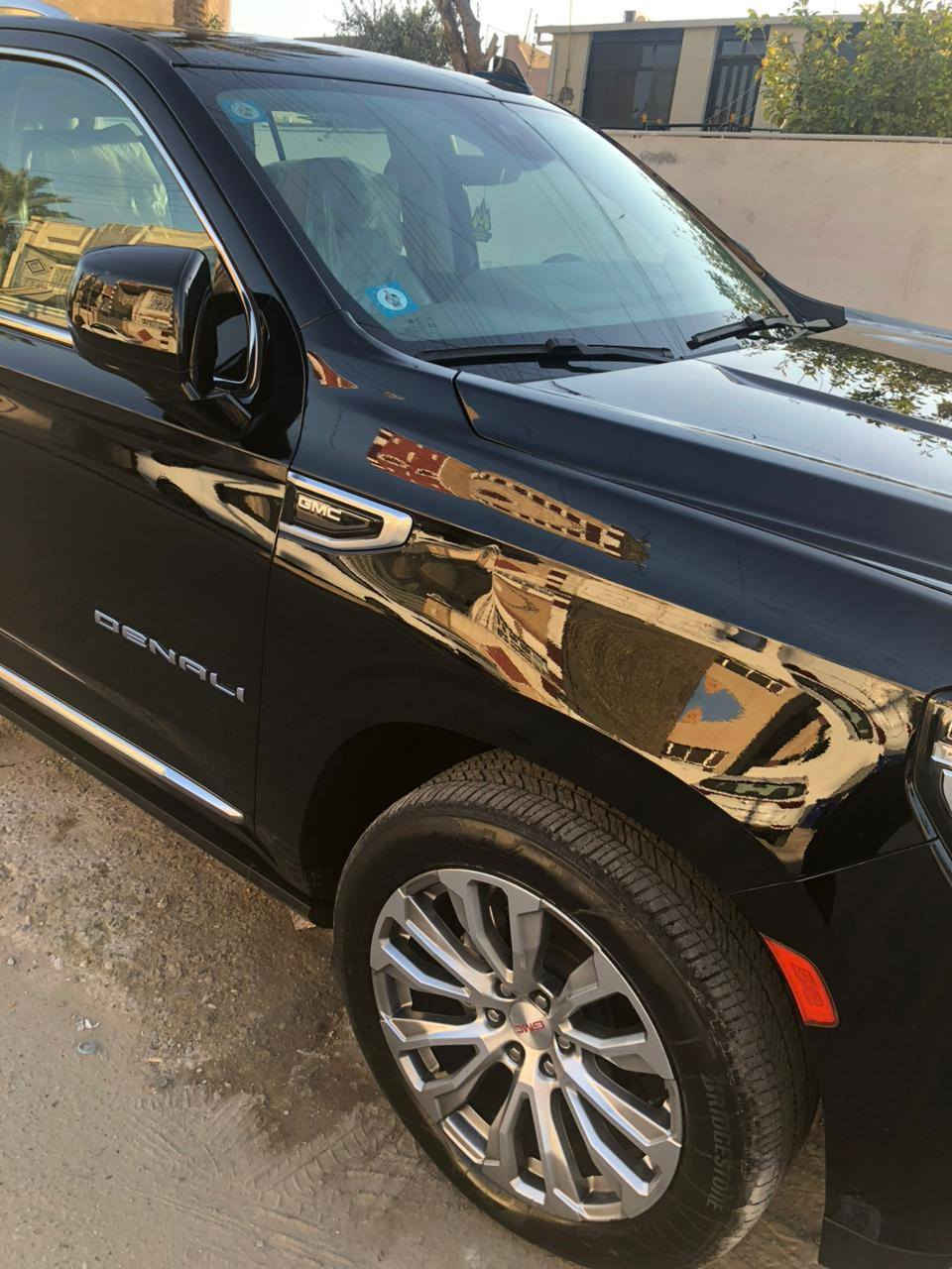 جسمي دنيالي موديل 2023 وكالة المنصور ماشية 46 موصفاته معروفه السيارة مكفولة عدا طعجة صغيرة راجعه بي ديار وصار بيه كارت عل كد إصبع تقريبا بالباب الخلفي السيارة مغلفة بي بي إف 20 ورقة مكينه وكير ما مفتوح والسيارة جديدة السعر 53 وبيه مجال وهذا رقمي الشراي يتصل ***********
