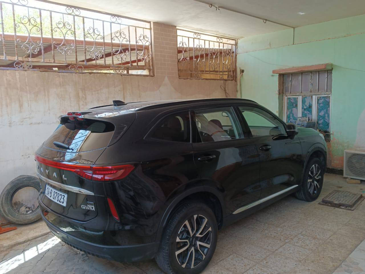 للبيع هافال هايبرد كفالة وفول مواصفات ماشية ٣٩ الف كيلو السيارة لدكتور ومكلف بالنشر اي استفسار اتصل على الرقم *********** السعر 30مليون 
علما السيارة اقساط باقي سنه وتخلص
