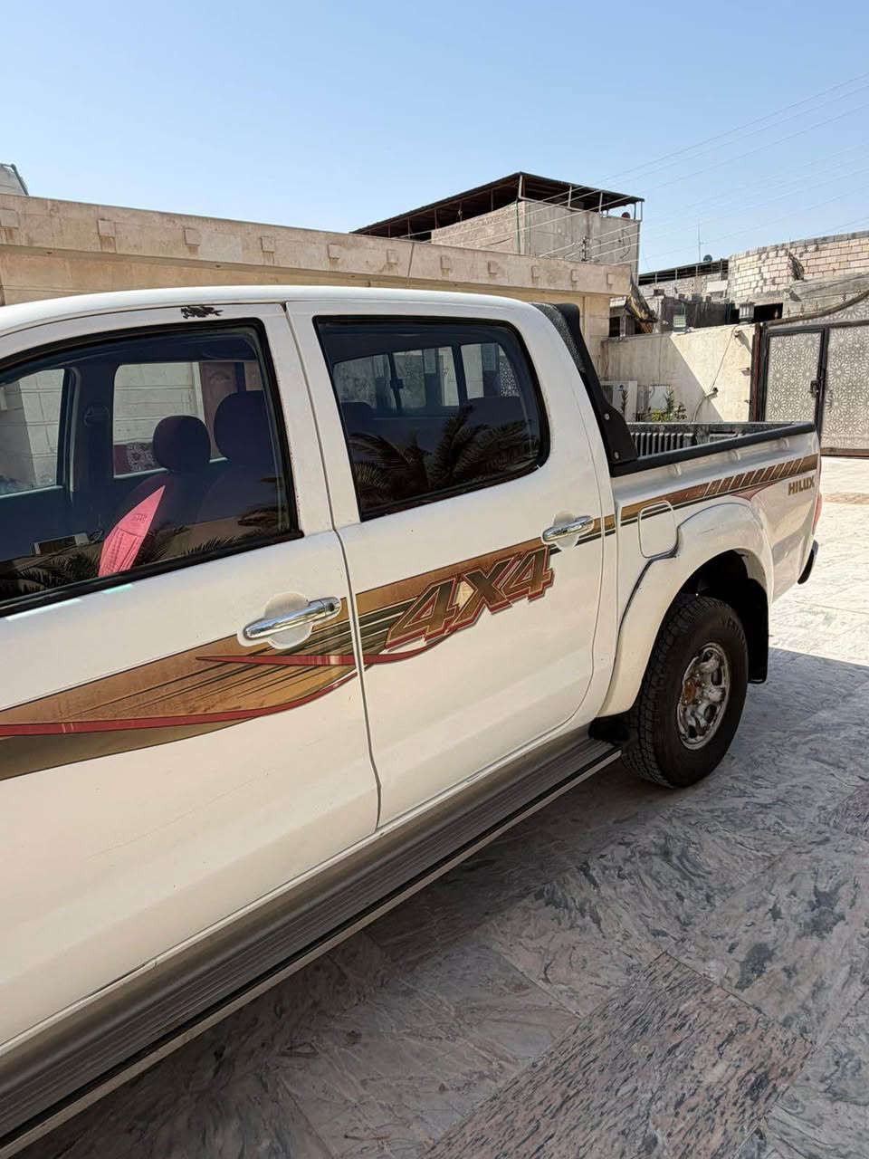 السلام عليكم بيكم ٢٠١٥ كاز سياره رقم اربيل تريد واكاله واتريد تحويل فور ويل سياره بيه جاملق وابنيد ضربه بصيطه سياره حلوووه مكينه واكير مكفولات المكان ابو الخصيب حمدان رقم الهاتف *********** ابو الخصيب, البصرة
