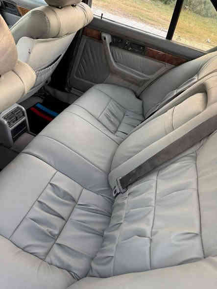 مكلف بل نشر
٥٢٥ مسكر كير عادي موديل ٩٠ رقم بغداد مشروع وطني تبريد شغال بجم عريض مري منفصل داخل صاج جلد كارتير دبل ايرباك السياره سلايت بس مو شغال ويل خلية بك لايت ابو لد بجم دخاني كير عليه شورشفت للبيع فقط أو شرط الحويل
 السعر ٦٣ بيهة مجال للشراي  للاستفسار***********
