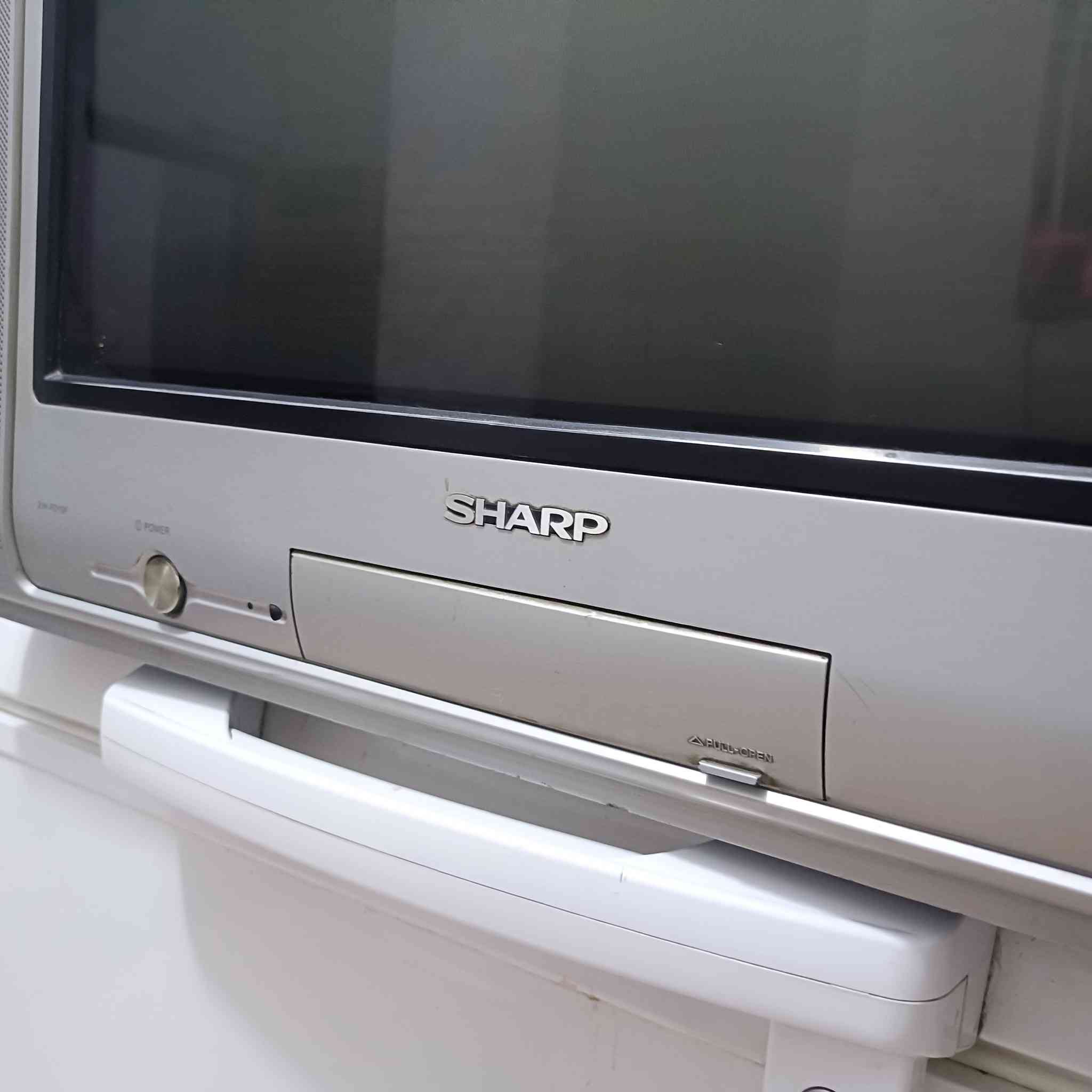 سلام عليكم.  تلفزيون شارب.  حجم 21.  منافذ. كمبونتي.  سعر 40 الف


**إذا كنت صاحب هذا الإعلان وتريد حذفه لأي سبب، رجاءا أرسل رسالة إلى الدعم الفني**