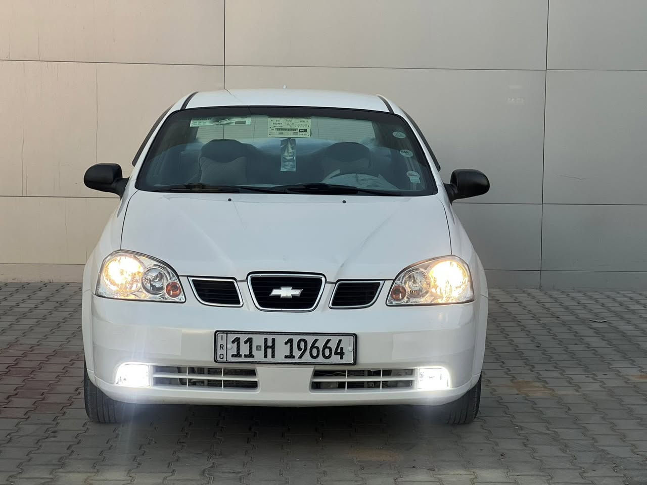 السلام عليكم للبيع بسعر مناسب جدآ 
أوبترا موديل 2004 مؤسسه كير محرك 
شرط صدر امامي خلفي شرط تدفئه تبريد 
ثلج ❄️ رقم بغداد دولي شرط التحويل والغرامات بيه الهلات صبغ سعر 63 وبيه مجال للشراي اعتذر عن الاقصاط والوعده 
مكاني تكريت القادسيه للاستفسار ***********
***********
