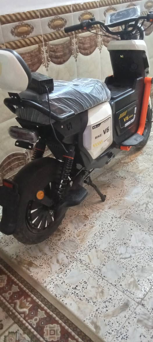 سلام عليكم دراجة شحن v6بلاك دراجة صار سبوع ماخذهة جديدة ماشي قليل بيهة رايدهة 950الف بيهة مجال شي بصيط هذا رقمي ***********
