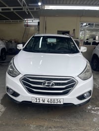 توسان مود يل 14 خليجي محرك 2000 دوش السياره بحاله جيده من جميع النواحي...