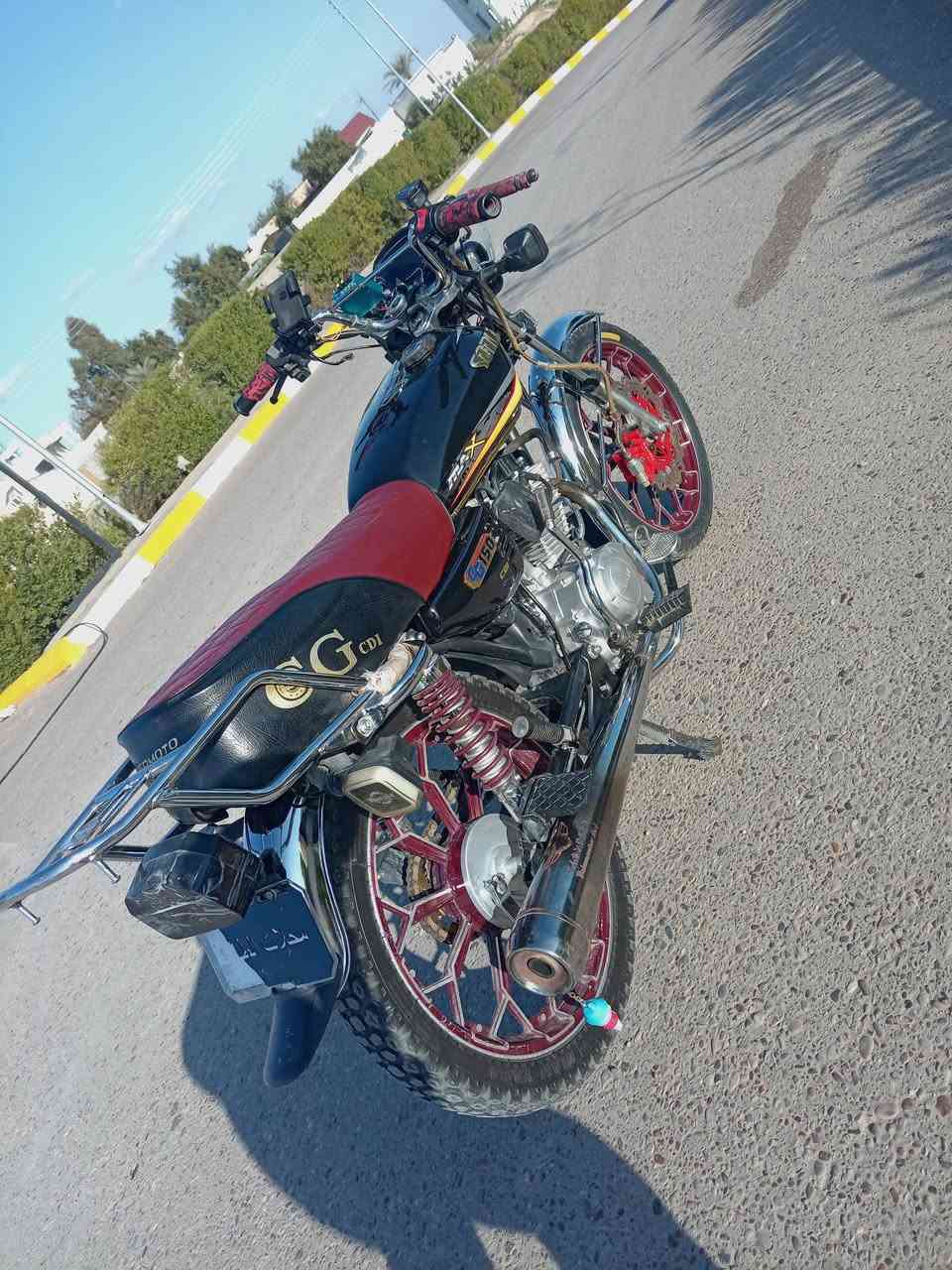 السلام عليكم دراجة سيفان سونك 2024 محرك ما مفتوح دراجة بلادي كلشي شغال شلعه و معدل مكاني تكريت السعر 600 لتواصل *********** //رجائن وافق على المنشور والله تعبت من العصر معلق
