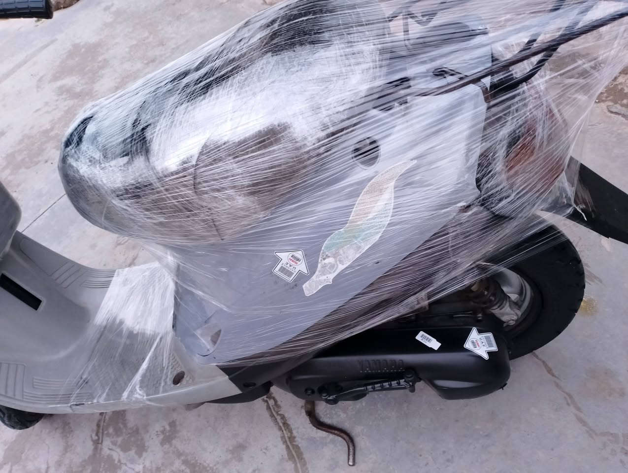 سلام عليكم يماهة نكره سلف كهربايت كله شغاله لايت زينون اشاير هورن كفراته نضيفه شاصي  بل شرط اكسل بلشرط صواته ناعم سعر 220 اوبيه مجال ***********
