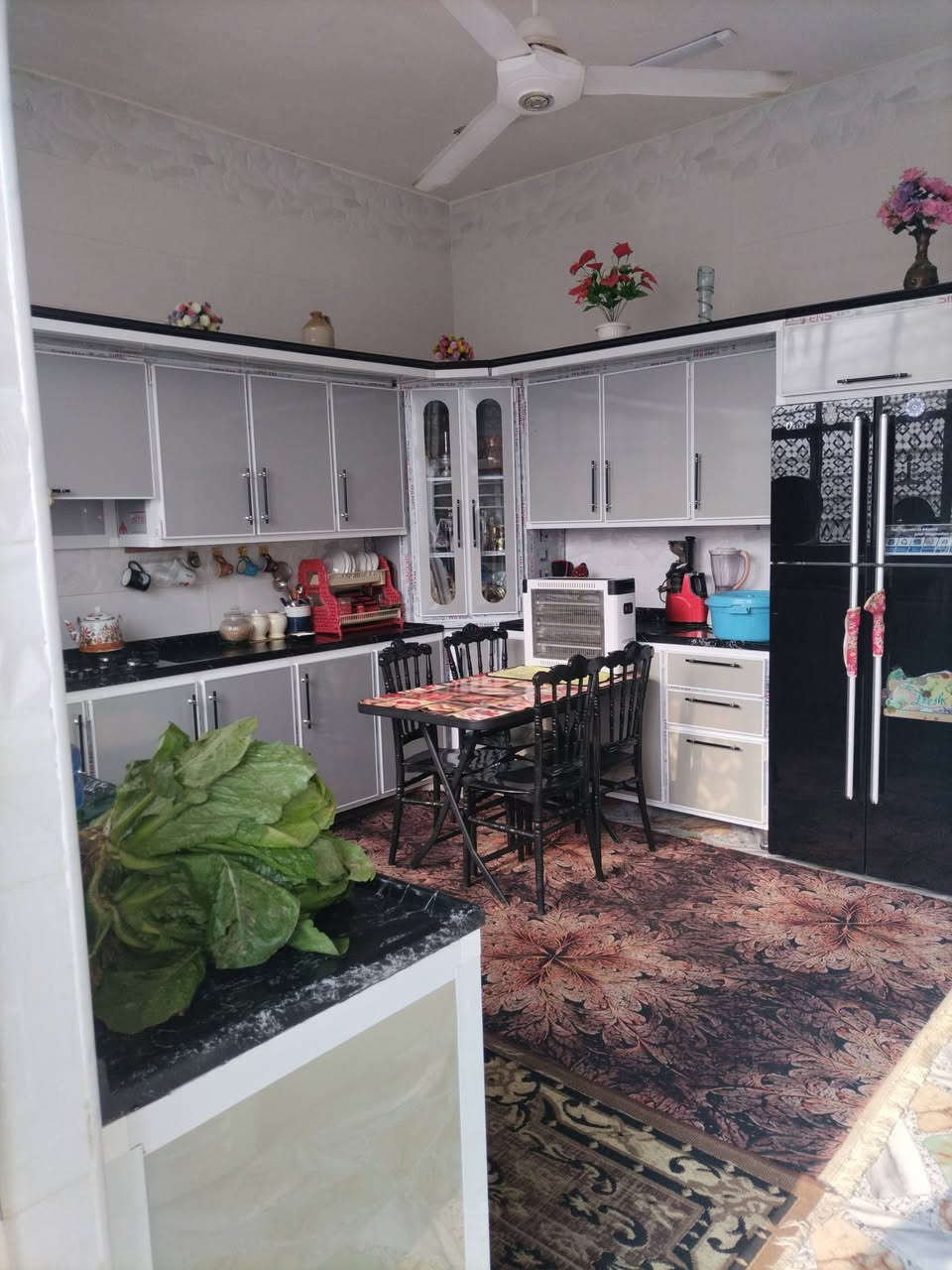 السلام عليكم
البيت للبيع المساحه 165 مع الاثاث مصفر شارع 20 الانوار خلف مستشفى الكرامه السعر اتصل مكلف ***********
