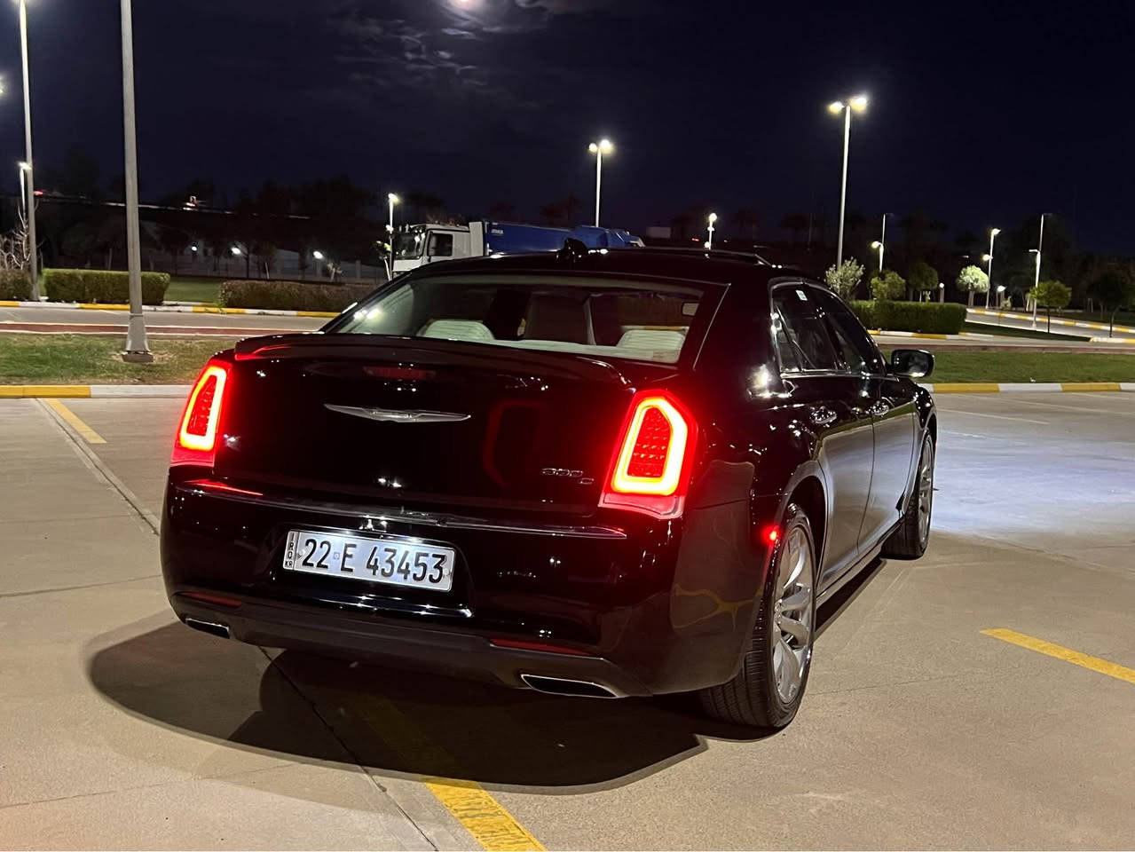 السلام عليكم 

اوباما2016 c كلين تايتل السياره حيل جديده كفاله عامه بدون صبغ بیە بارد السياره حلوه و دينار واحد متصرف عليها  جاهزه من كل نواحي 

المواصفات 
 بصمه  
بانوراما
تشغيل عن بعد 
كشنات اماميه تدفئة تبريد 
كشن خلفي تدفئه 
برده خلفيه 
تحكمات أستيرن 
مري هيتر 
مري قلاب 
تبريد قطعتين
كشن خزن 
داخل عسلی 

 
وباقي مواصفات ال C المعروفه رقم اربیل تحويل ثاني يوم 

مكان السياره /اربیل  
 
للاتصال
***********📞
***********📞 أربيل, العراق
