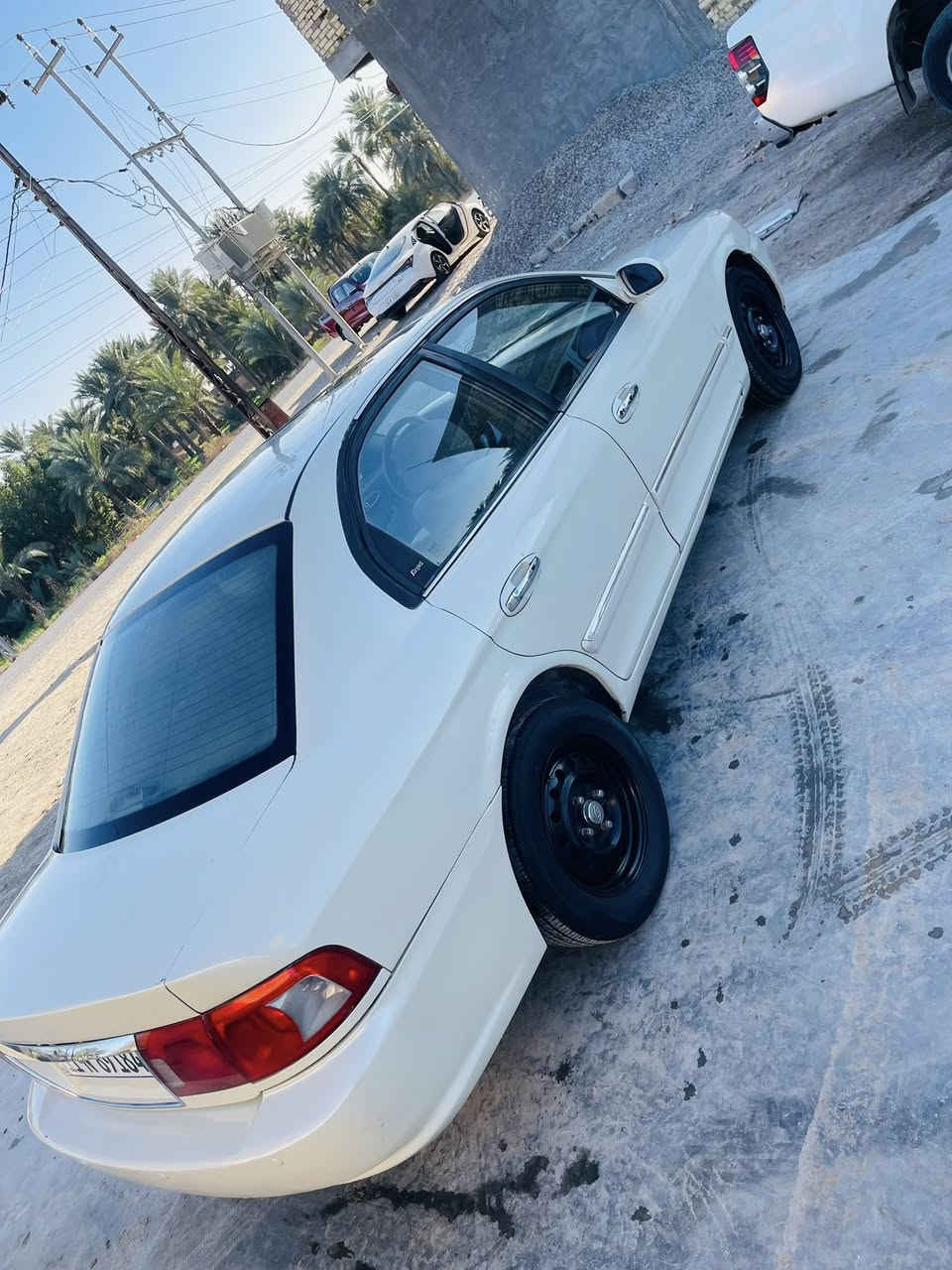 السلام عليكم

كيا اوبتيما  2005 لون ابيض صدفي 

مكينه 2700 

رقم بغداد دولي تحويل مباشر 

مصبوغه عام جماليه 

السياره جاهزه مجهزه ماناقصه كلشي 

السعر ( 59 ) وبيه مجال قليل 

الشراي يتصل *********** 

مكان السياره بابل 

  الخاص مغلق بدون حراج
