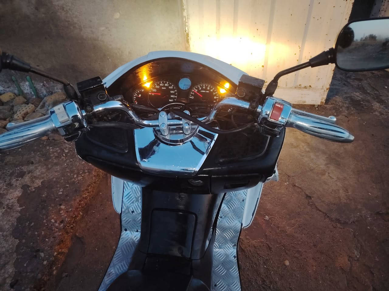 يا الله السلام عليكم دراجه فورزه للبيع 08الدراجه خير من الله مكينه ستوني شاده اله رمبه السعر مليون بيه مجال حك الجيه الستفسار ***********
