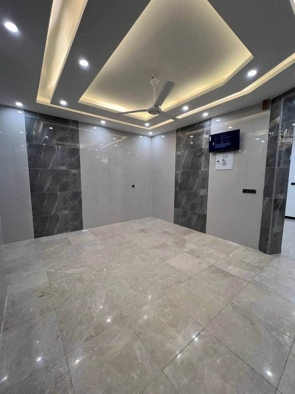 دار للبيع او المراوس حي الجامعة النجف الأشرف 
المساحة ٢٠٠م طابقين vip قطاع ٢٦
اربع غرف نوم
 موقع مميز خلف معرض الفنجان 

للاستفسار مراجعة مكتب الدر او إلاتصال ع الأرقام المذكورة 

***********ابو عباس سجاد العنتاكي 
يتوفر واتساب 

***********حسين الاعسم 
يتوفر واتساب 

#نستقبل_عروضكم_العقارية_في_كافة_احياء_النجف_الاشرف_اهلاً_وسهلاً النجف, العراق
