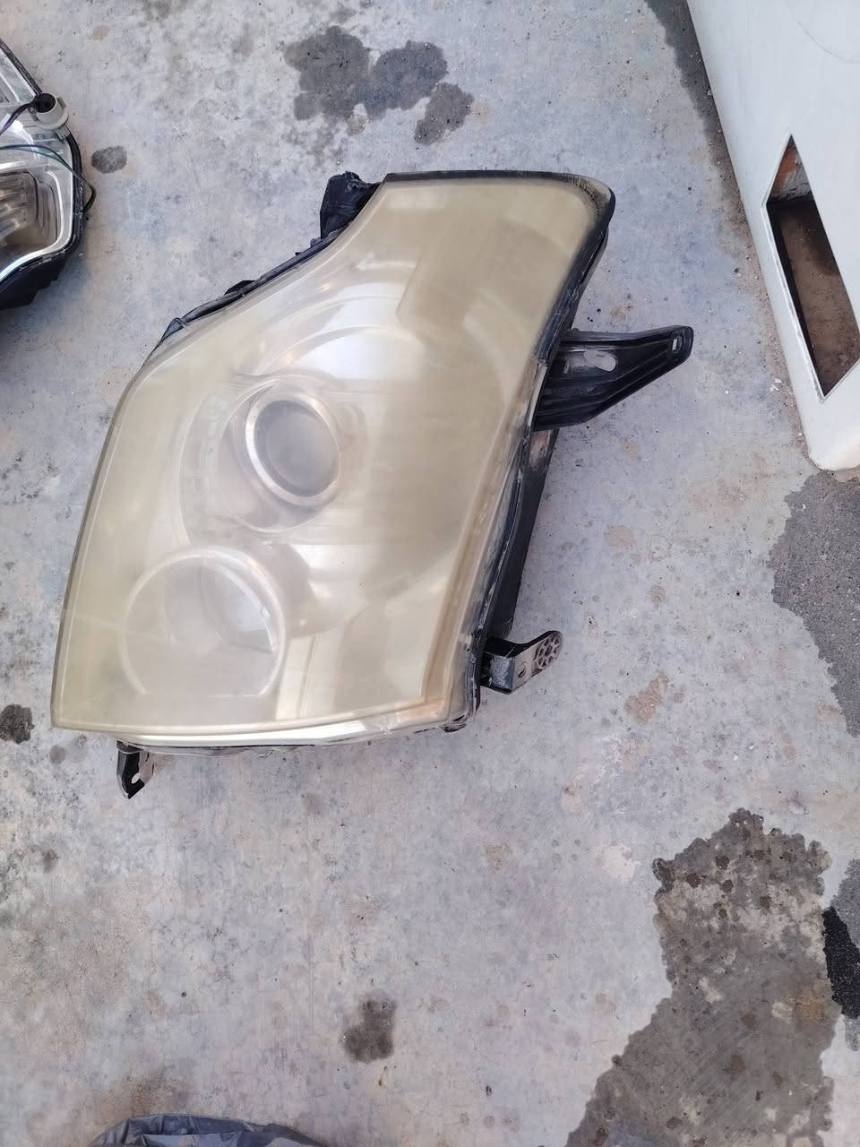 السلام عليكم شباب غراض باجيروا من ٢٠٠٨ فوك بيهن زوج ماسدات وشاشه كامره وقاعده باتري وبطاين مال جاملغ اماميه ولاستيكات مال سبايدر وقيطان مال جاملغ وجك مال جكمجه 
بغداد 
***********
