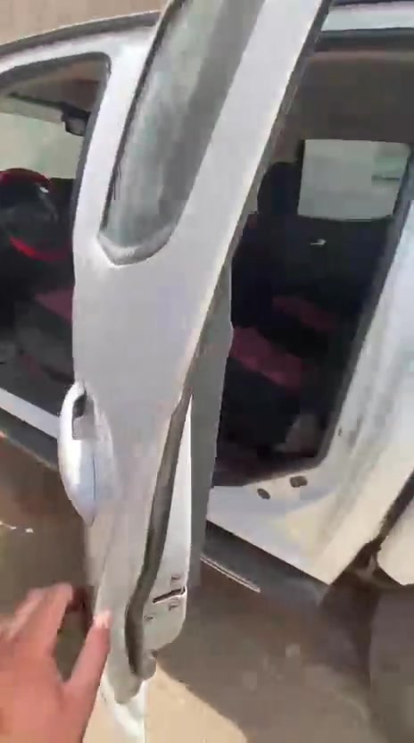 السلام عليكم ورحمة الله وبركاته كريت ويل ونكل 7 فور ويل السياره كفاله كير مكينه اكسل حداديه تبريد ماعدا دحجه بجاملغ مال العبري ومتئثر الارباك السعر ١٢٧ وبيه مجال قليل ***********
